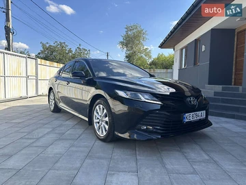 Авто Toyota Camry 2019 № 7886204
