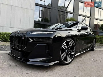 Авто BMW 7 Series 2023 № 7886257