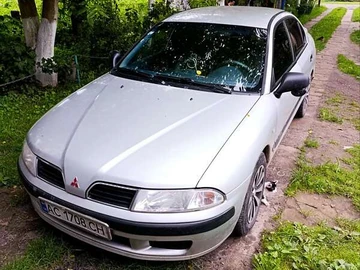Авто Mitsubishi Carisma 2000 № 7886300