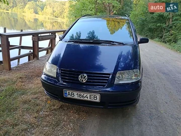 Авто Volkswagen Sharan 2002 № 7886342