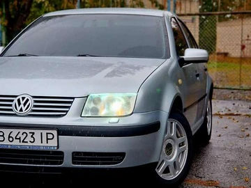 Авто Volkswagen Bora 2001 № 7886348