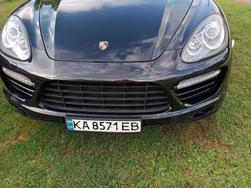 Авто Porsche Cayenne 2010 № 7886397