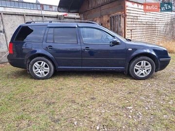 Авто Volkswagen Golf 2002 № 7886485