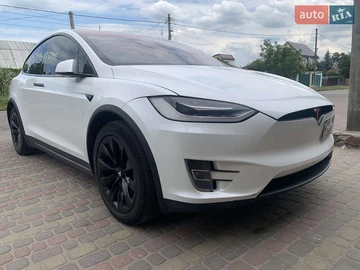 Авто Tesla Model X 2018 № 7886509