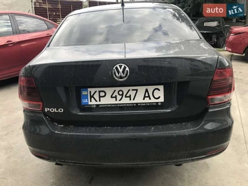 Авто Volkswagen Polo 2016 № 7886535
