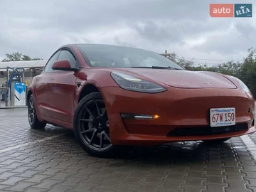 Авто Tesla Model 3 2021 № 7886544