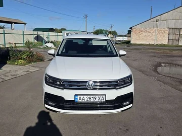 Авто Volkswagen Tiguan 2018 № 7886634