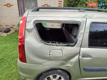 Авто Renault Logan 2010 № 7886648