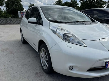 Авто Nissan Leaf 2014 № 7886689