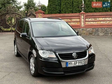 Авто Volkswagen Touran 2009 № 7886701