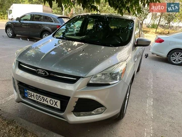 Авто Ford Escape 2014 № 7886706
