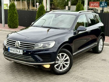 Авто Volkswagen Touareg 2015 № 7886770