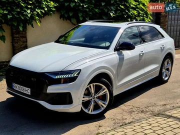 Авто Audi Q8 2021 № 7886777