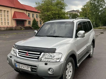 Авто Mitsubishi Pajero 2003 № 7886844
