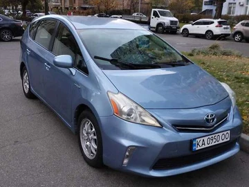 Авто Toyota Prius V 2014 № 7886863