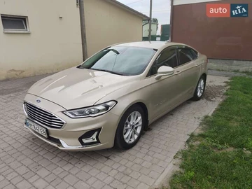 Авто Ford Fusion 2018 № 7886930