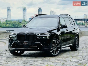 Авто BMW X7 2024 № 7886982