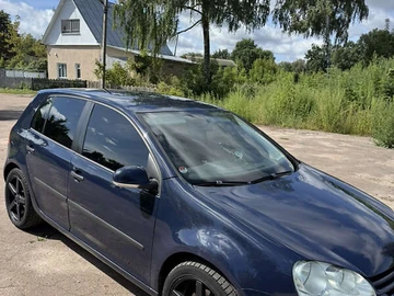 Авто Volkswagen Golf 2004 № 7887017