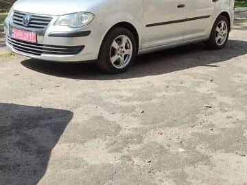 Авто Volkswagen Touran 2009 № 7887043