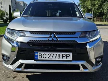 Авто Mitsubishi Outlander 2021 № 7887171