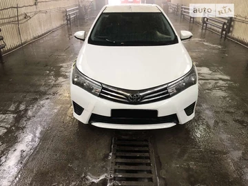 Авто Toyota Corolla 2015 № 7887344
