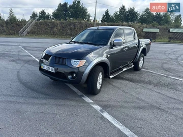 Авто Mitsubishi L 200 2011 № 7887416