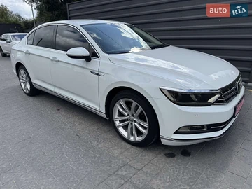 Авто Volkswagen Passat 2017 № 7887493
