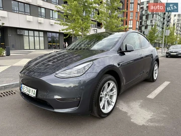 Авто Tesla Model Y 2023 № 7887529