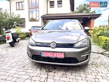 Авто Volkswagen E-Golf 2014 № 7887734
