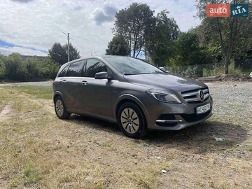 Авто Mercedes B-Class 2017 № 7887784