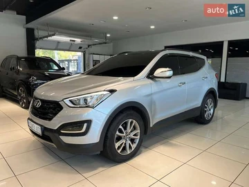 Авто Hyundai Santa Fe 2013 № 7887845