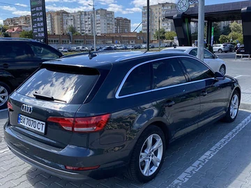 Авто Audi A4 2017 № 7887917