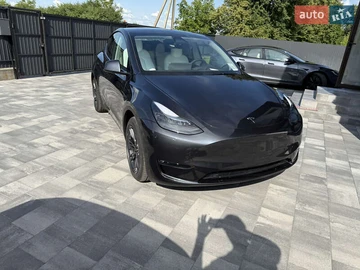 Авто Tesla Model Y 2024 № 7887987