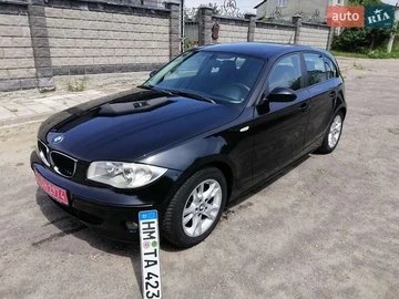 Авто BMW 1 Series 2005 № 7888165