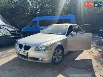 Авто BMW 5 Series 2004 № 7888274