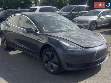 Авто Tesla Model 3 2019 № 7888317