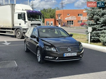 Авто Volkswagen Passat 2013 № 7888350