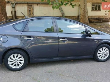 Авто Toyota Prius 2013 № 7888417