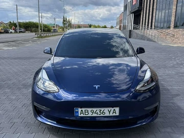 Авто Tesla Model 3 2021 № 7888471