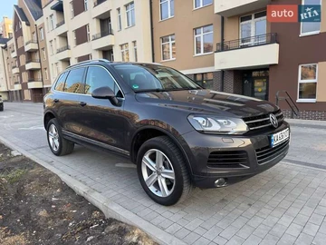 Авто Volkswagen Touareg 2011 № 7888505