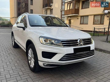 Авто Volkswagen Touareg 2017 № 7888543