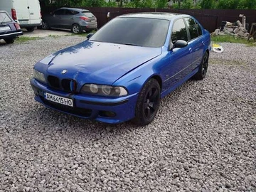Авто BMW 5 Series 1999 № 7888744