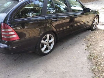 Авто Mercedes C-Class 2006 № 7888814