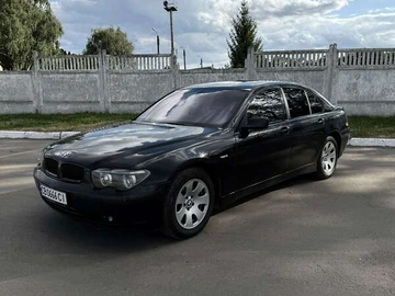 Авто BMW 7 Series 2003 № 7888849
