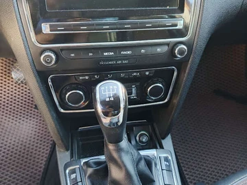 Авто Skoda Superb 2009 № 7888872