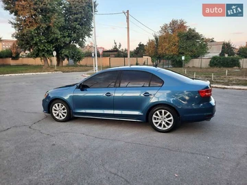 Авто Volkswagen Jetta 2015 № 7888964