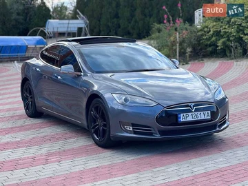 Авто Tesla Model S 2013 № 7889050