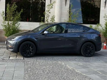 Авто Tesla Model Y 2021 № 7889170