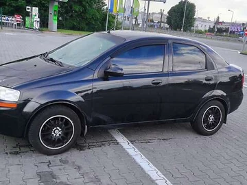 Авто Chevrolet Aveo 2005 № 7889328
