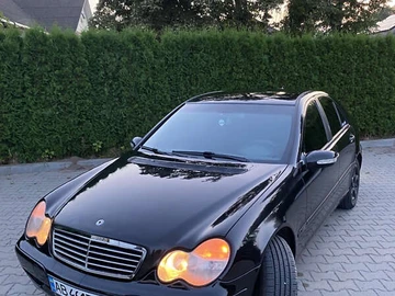 Авто Mercedes C-Class 2002 № 7889385
